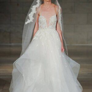 BRAND NEW Reem Acra Serendipity Dress